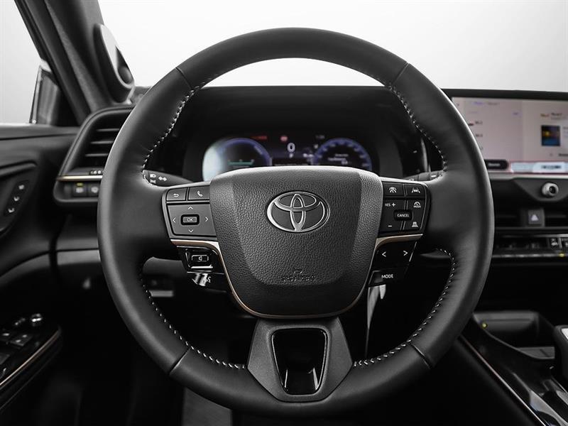 2026 Toyota Crown - Image 13