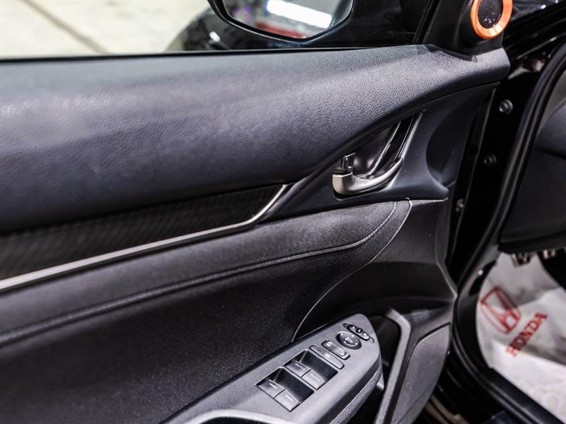 2018 Honda Civic - Image 12