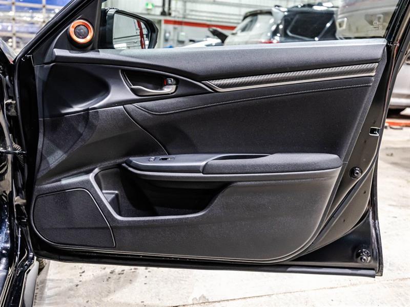 2018 Honda Civic - Image 17