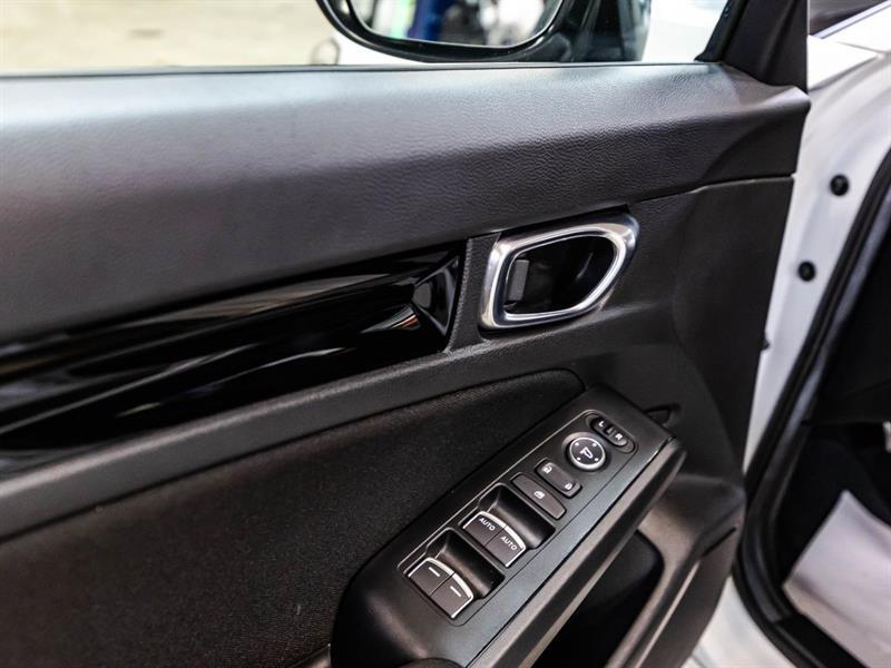 2025 Honda Civic - Image 11