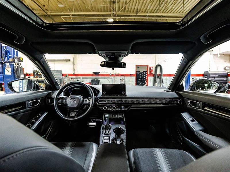 2025 Honda Civic - Image 14