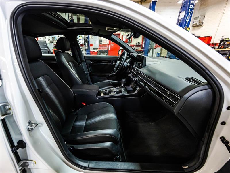 2025 Honda Civic - Image 17