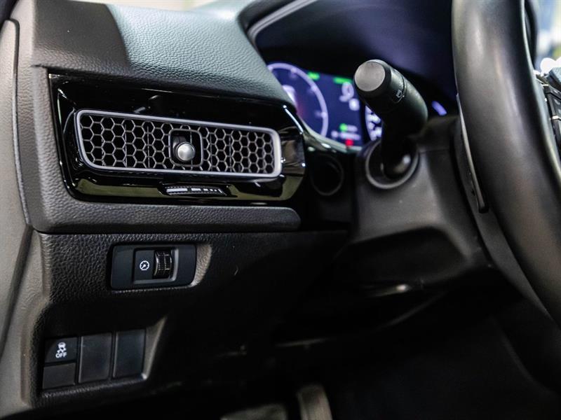 2025 Honda Civic - Image 21