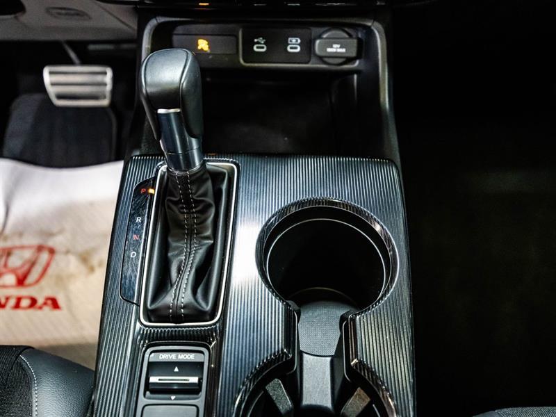 2025 Honda Civic - Image 25