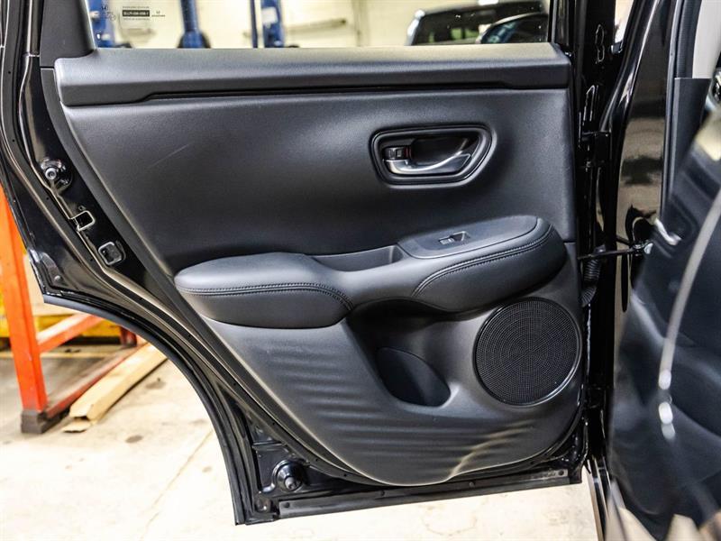 2025 Honda HR-V - Image 12