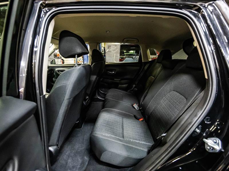 2025 Honda HR-V - Image 13