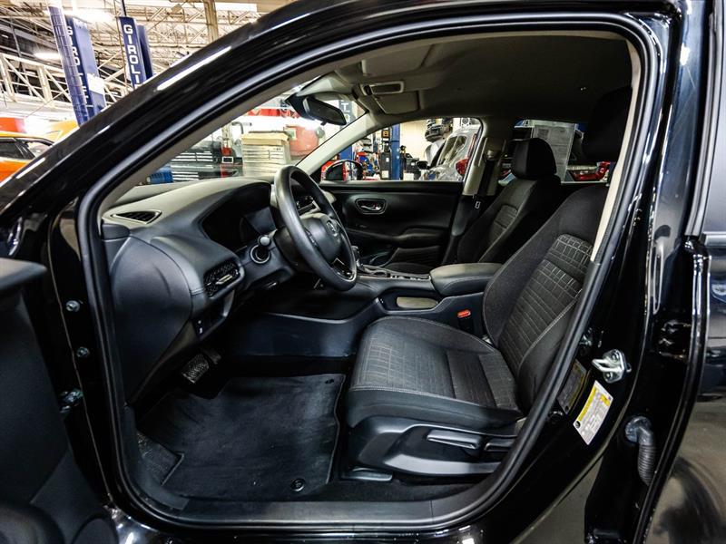 2025 Honda HR-V - Image 18