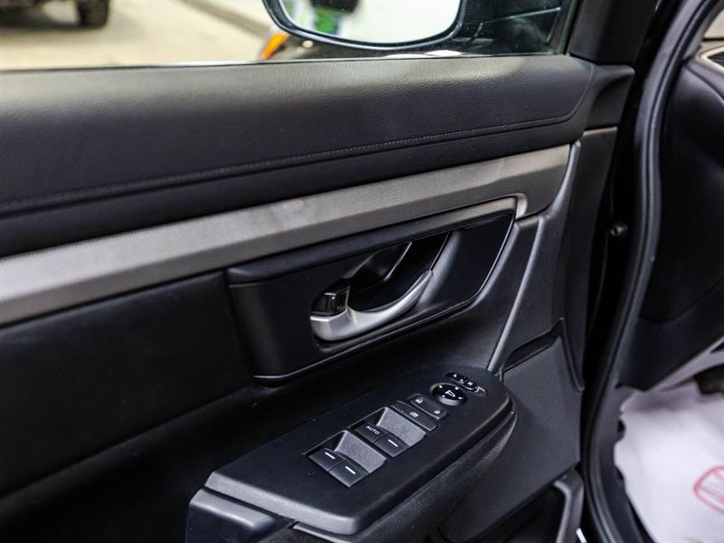 2020 Honda CR-V - Image 11