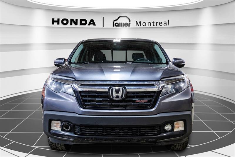2020 Honda Ridgeline - Image 2