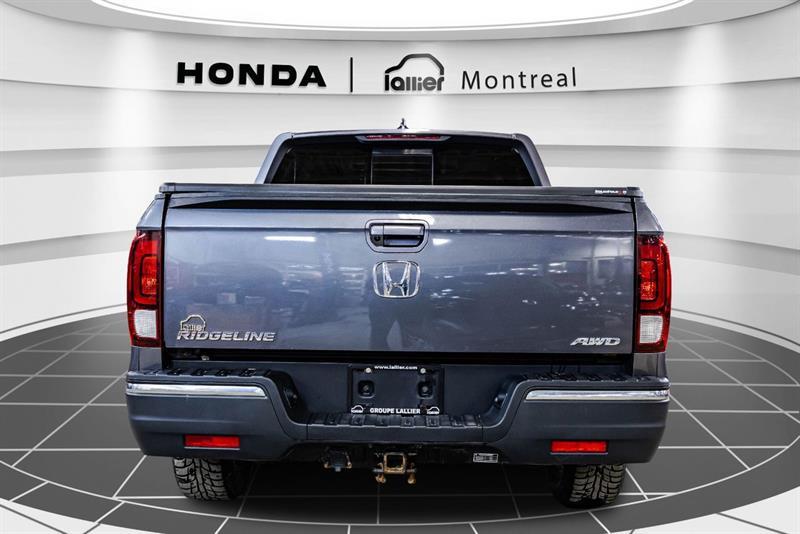 2020 Honda Ridgeline - Image 6