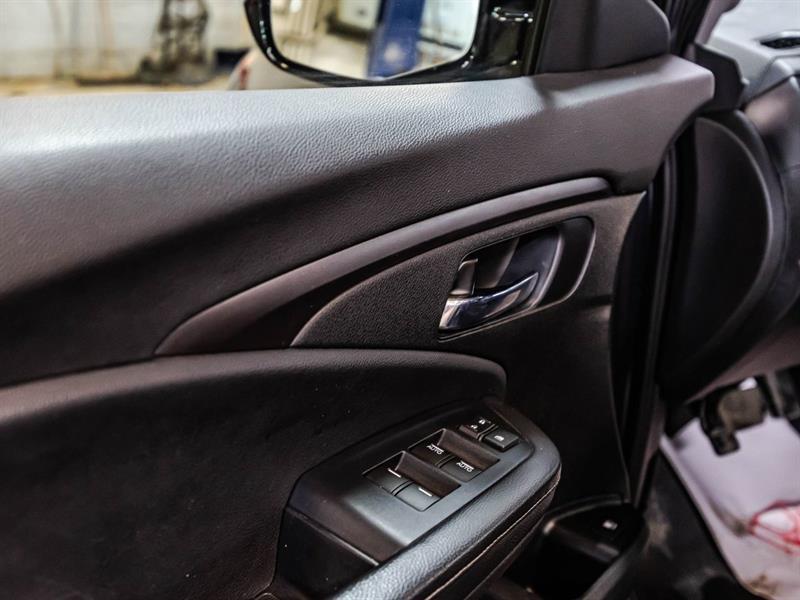 2020 Honda Ridgeline - Image 12