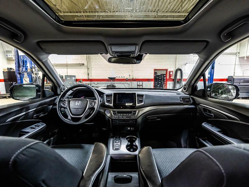 2020 Honda Ridgeline - Image 15