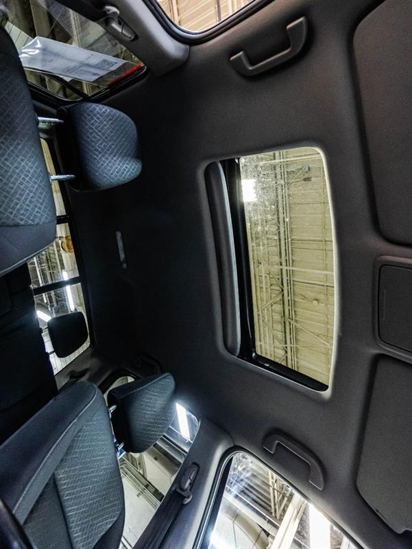 2020 Honda Ridgeline - Image 19