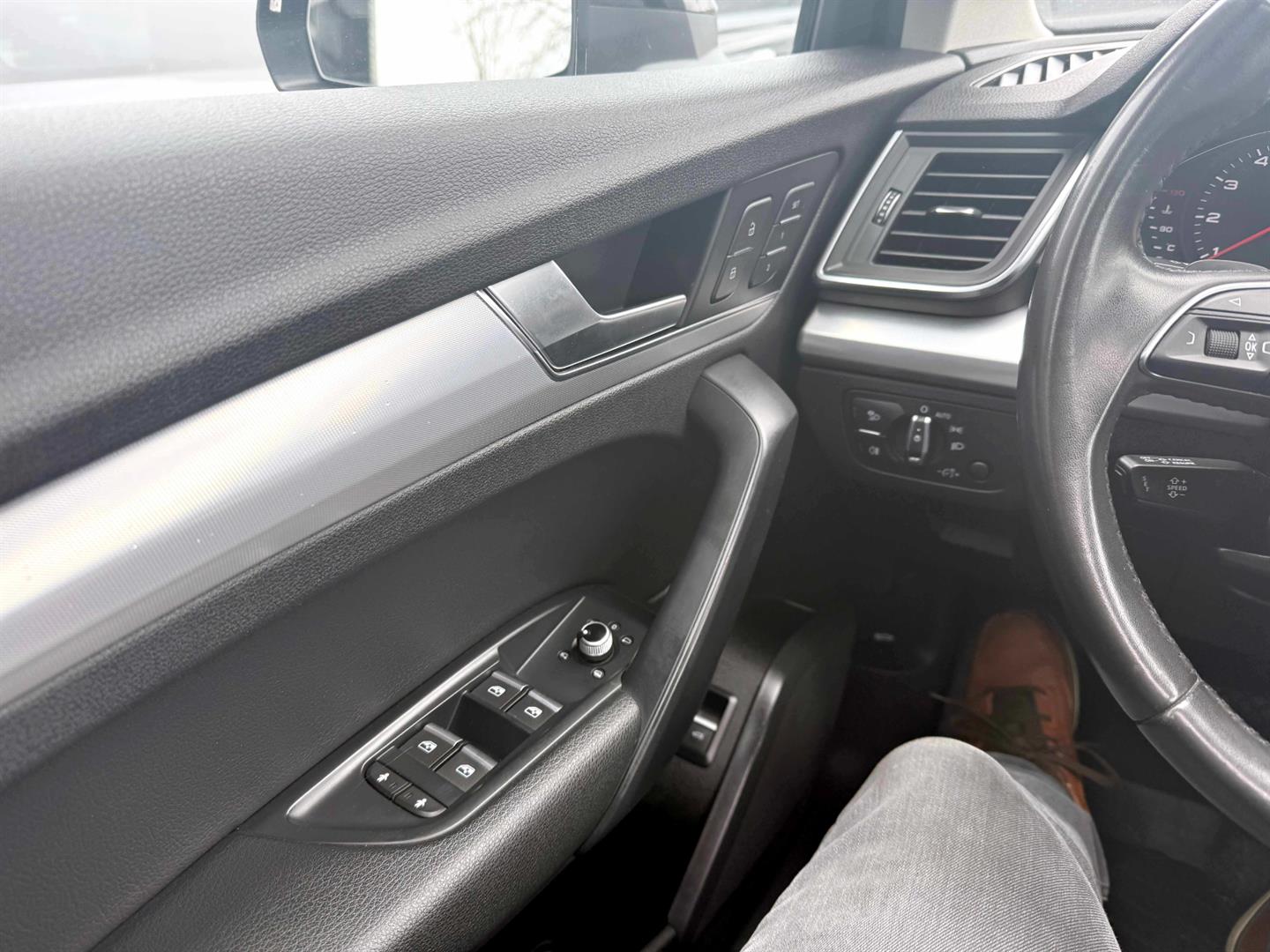 audi Q5 2019 - 24
