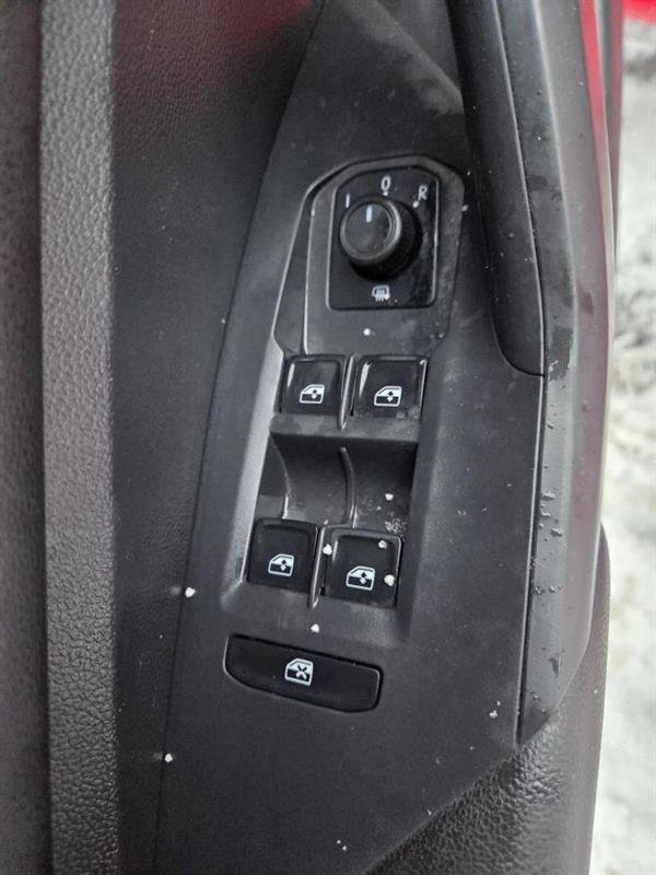 2019 Volkswagen Jetta - Image 17