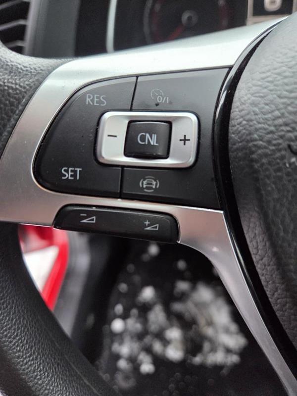 2019 Volkswagen Jetta - Image 18