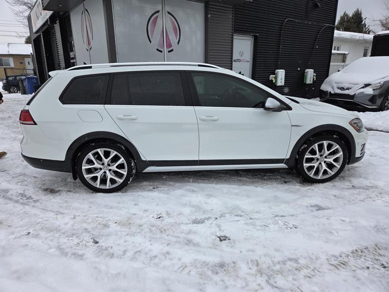 2019 Volkswagen Golf - Image 9