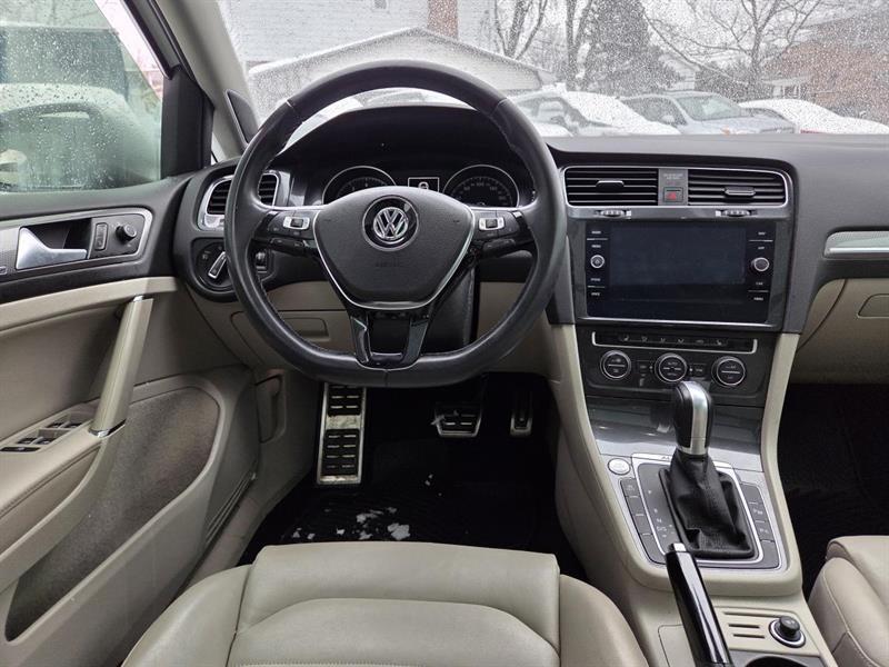 2019 Volkswagen Golf - Image 14