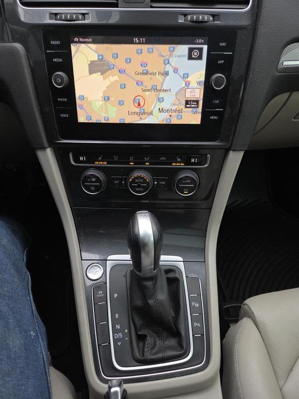 2019 Volkswagen Golf - Image 20