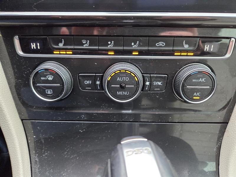 2019 Volkswagen Golf - Image 22