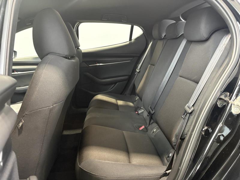 mazda Mazda3 2020 - 24