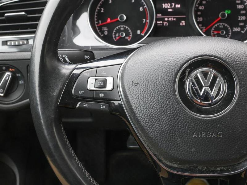 volkswagen Golf 2019 - 24