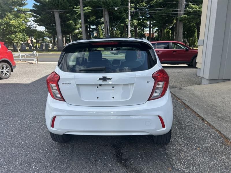 chevrolet Spark 2022 - 12