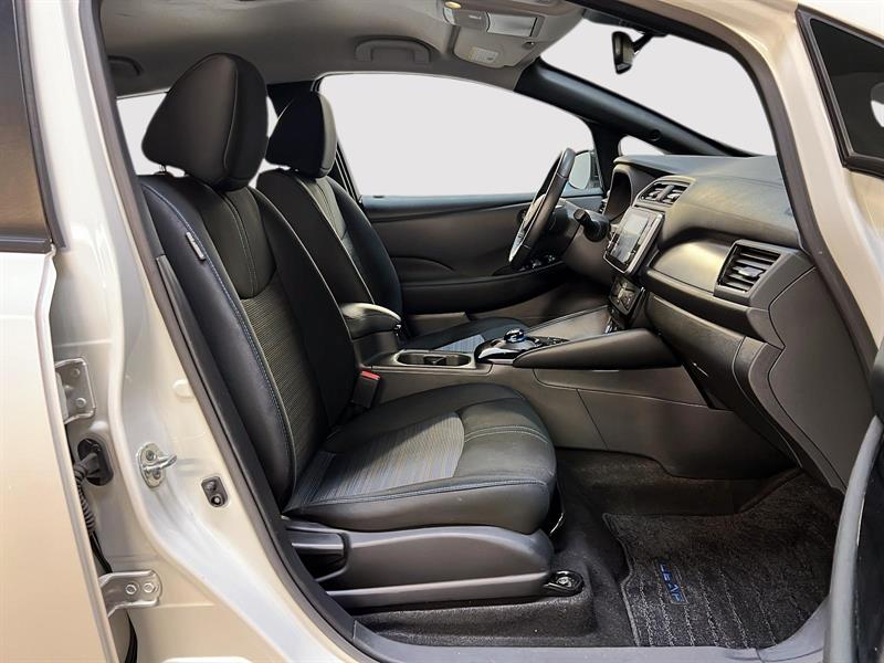 nissan LEAF 2023 - 8