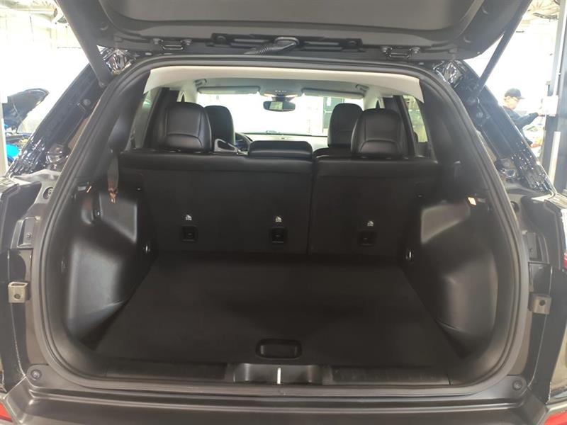 jeep Cherokee 2023 - 9