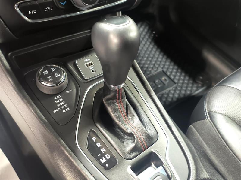 jeep Cherokee 2023 - 19