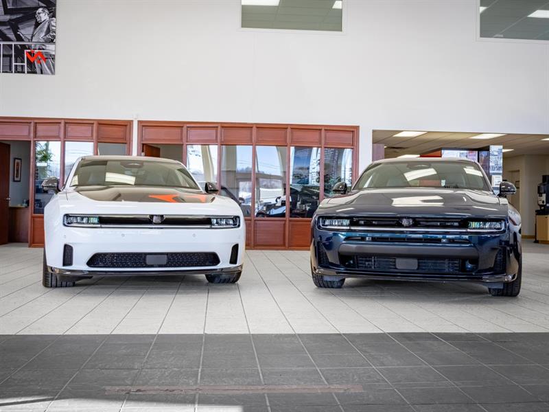 dodge Charger 2026 - 6