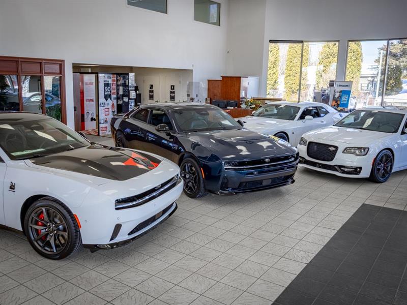 dodge Charger 2026 - 8