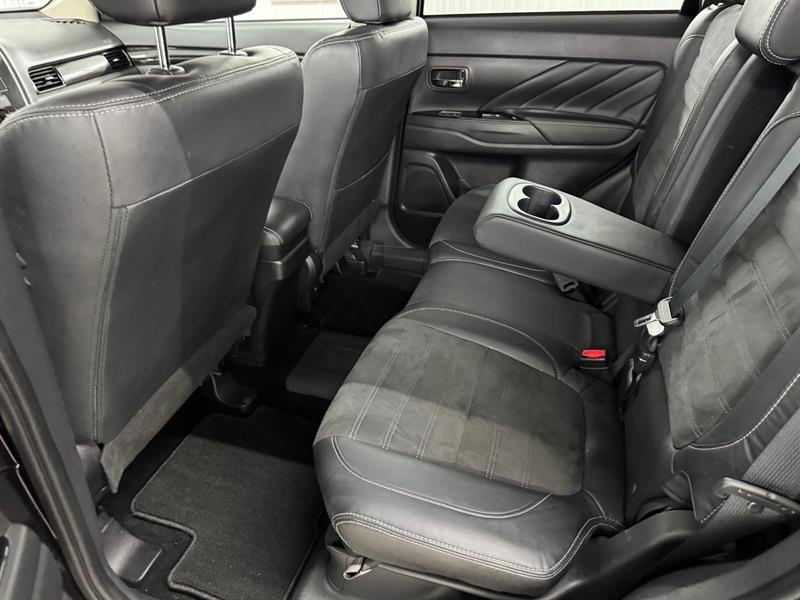 mitsubishi Outlander rechargeable 2018 - 14