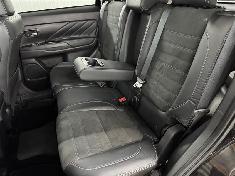 mitsubishi Outlander rechargeable 2018 - 16