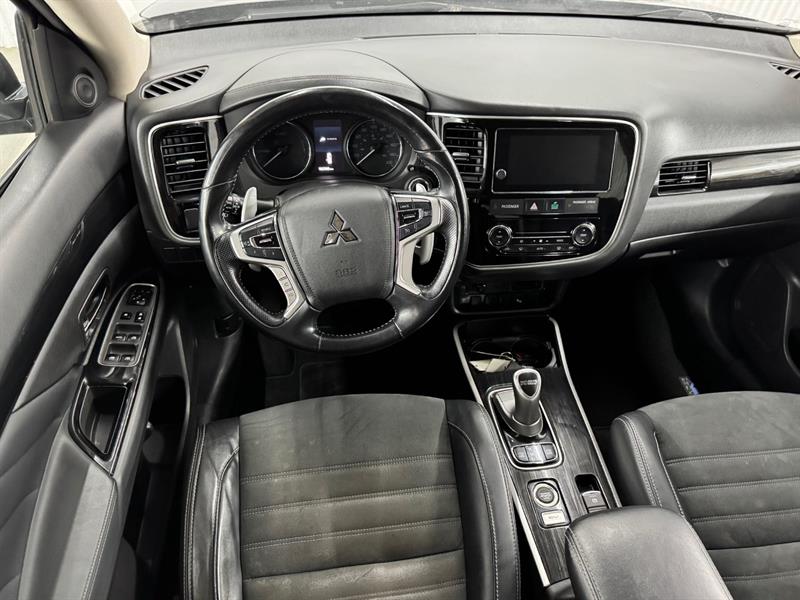 mitsubishi Outlander rechargeable 2018 - 18
