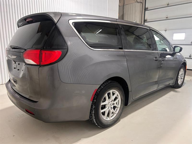chrysler Grand Caravan 2023 - 5