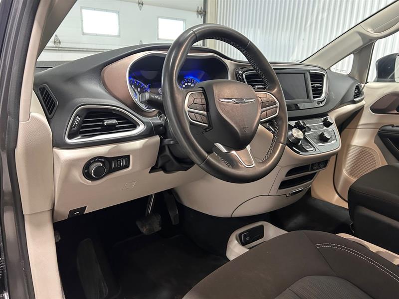 chrysler Grand Caravan 2023 - 11