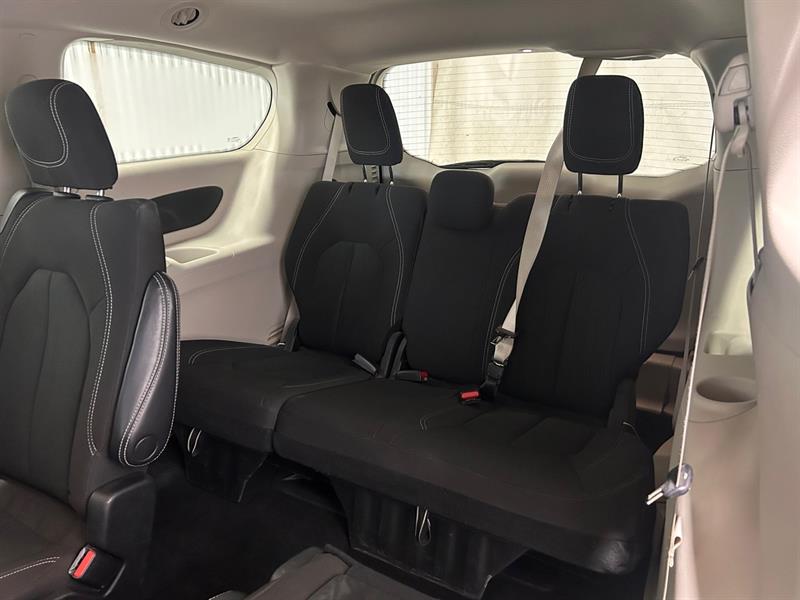 chrysler Grand Caravan 2023 - 16