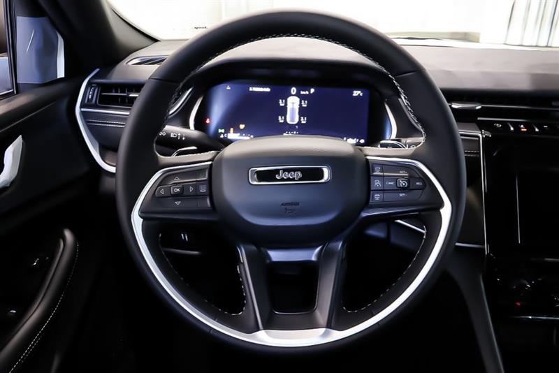 jeep Grand Cherokee 2024 - 16
