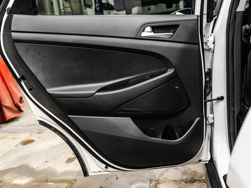 2021 Hyundai Tucson - Image 12