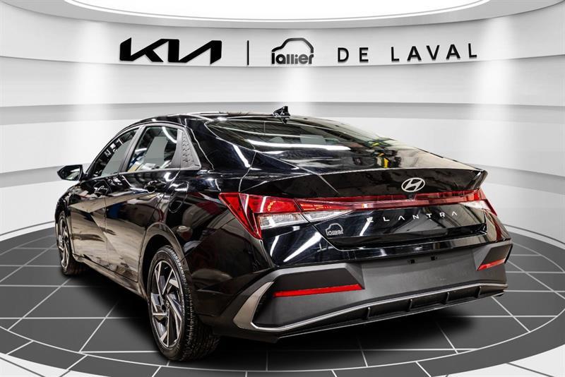 2025 Hyundai Elantra - Image 5