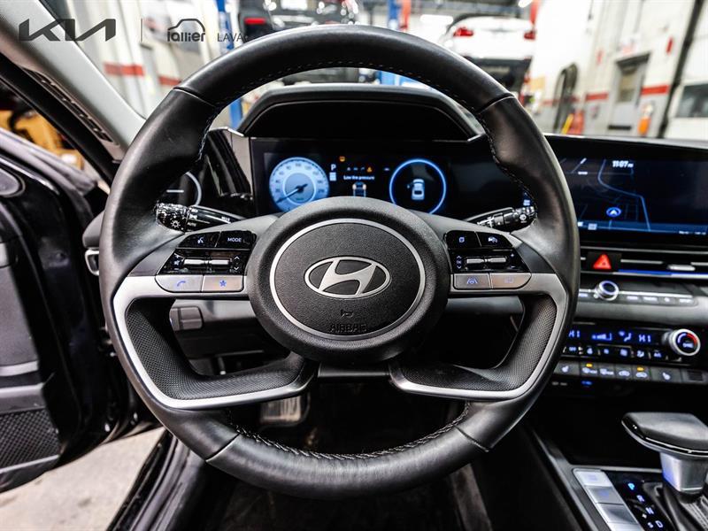 2025 Hyundai Elantra - Image 23