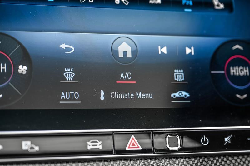 2024 Mercedes-Benz GLC - Image 24