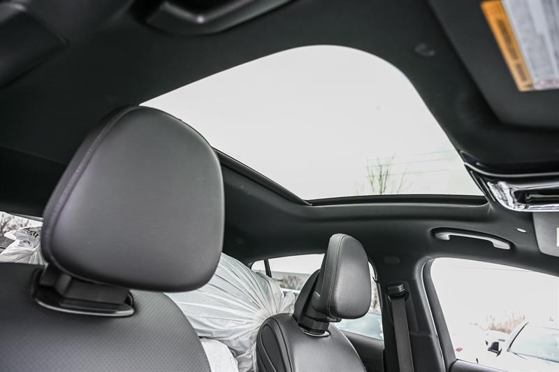 2024 Mercedes-Benz GLC - Image 30