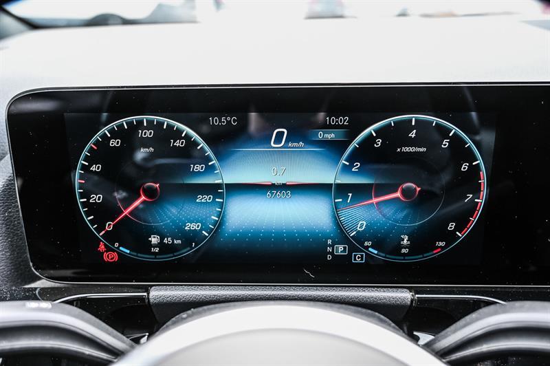 2022 Mercedes-Benz GLA - Image 21