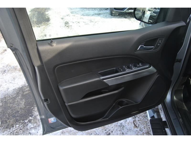 2021 Chevrolet Colorado - Image 11