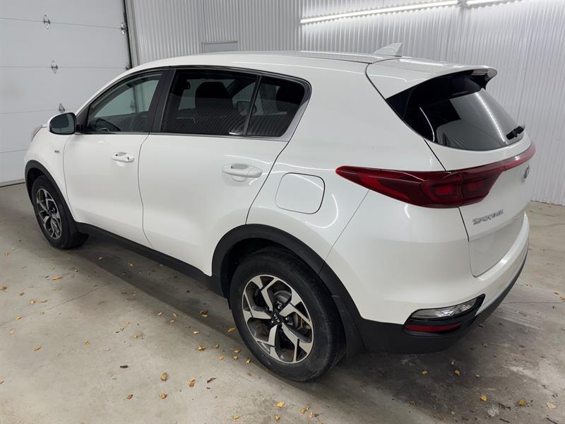 2022 Kia Sportage - Image 8