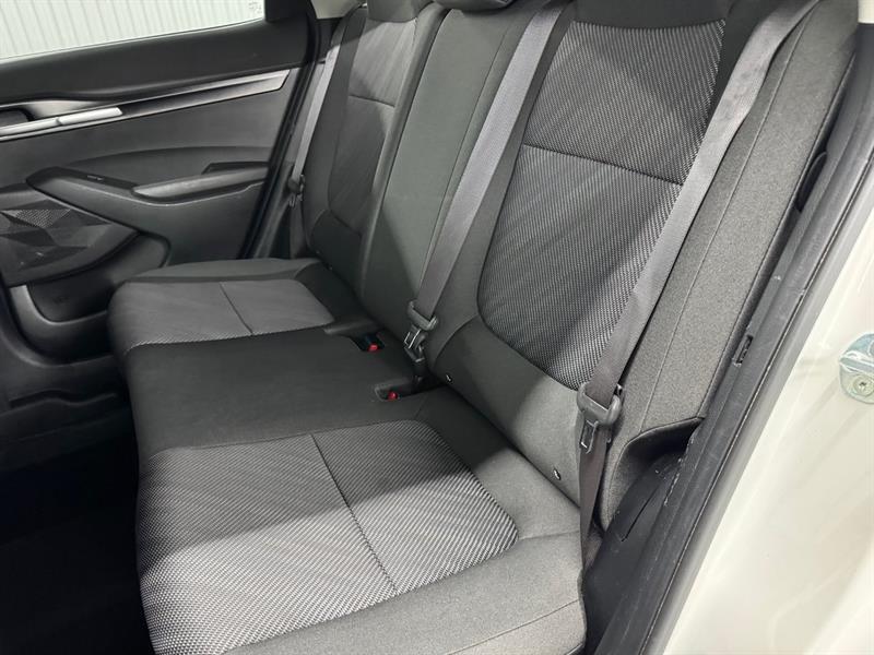 2021 Kia Seltos - Image 14