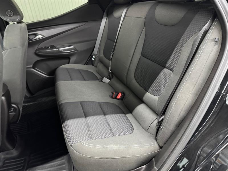 2023 Chevrolet Bolt - Image 6