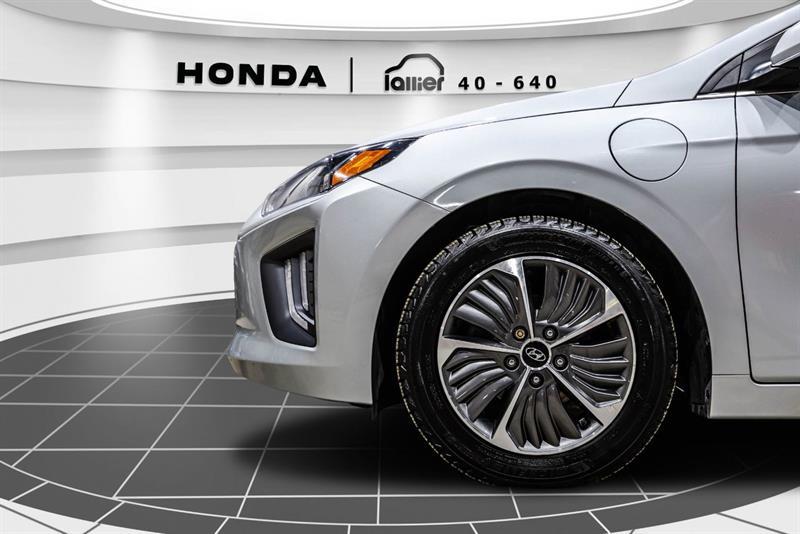 2022 Hyundai Ioniq - Image 10